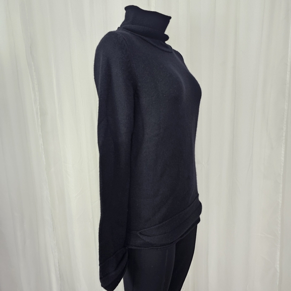 Neiman Marcus Black Cashmere Mockneck Sweater Unique Cuffs Size Large - Picture 6 of 12